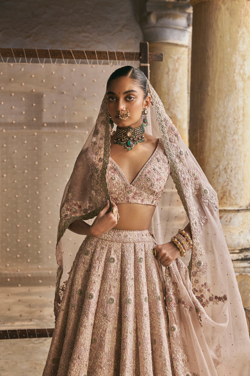 Dori Work Lehenga