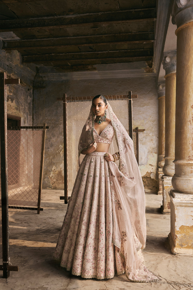 Dori Work Lehenga