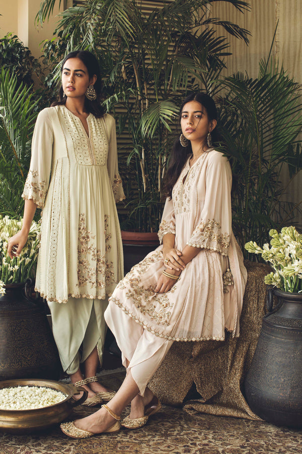 Georgette-Mukaish Kalidar Kurta