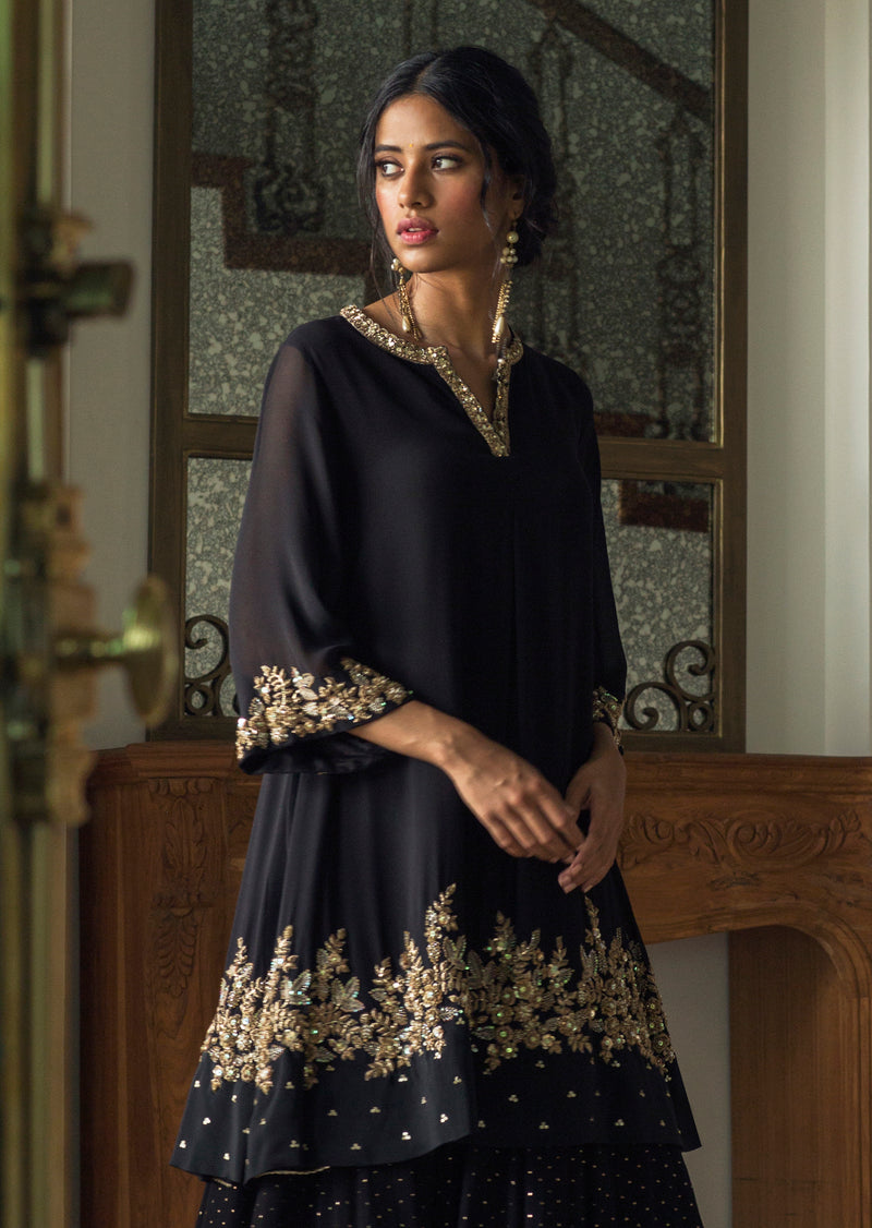 Box-Pleat Kurta With Mukaish Lehenga