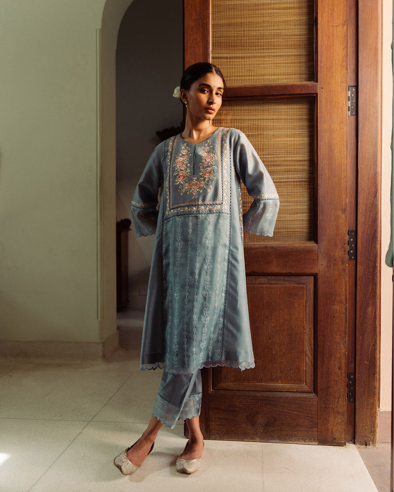 Five Kali Kurta With Floral Thread Work